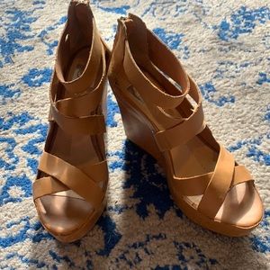 💓🌟Dolce Vita wedges🌟💗